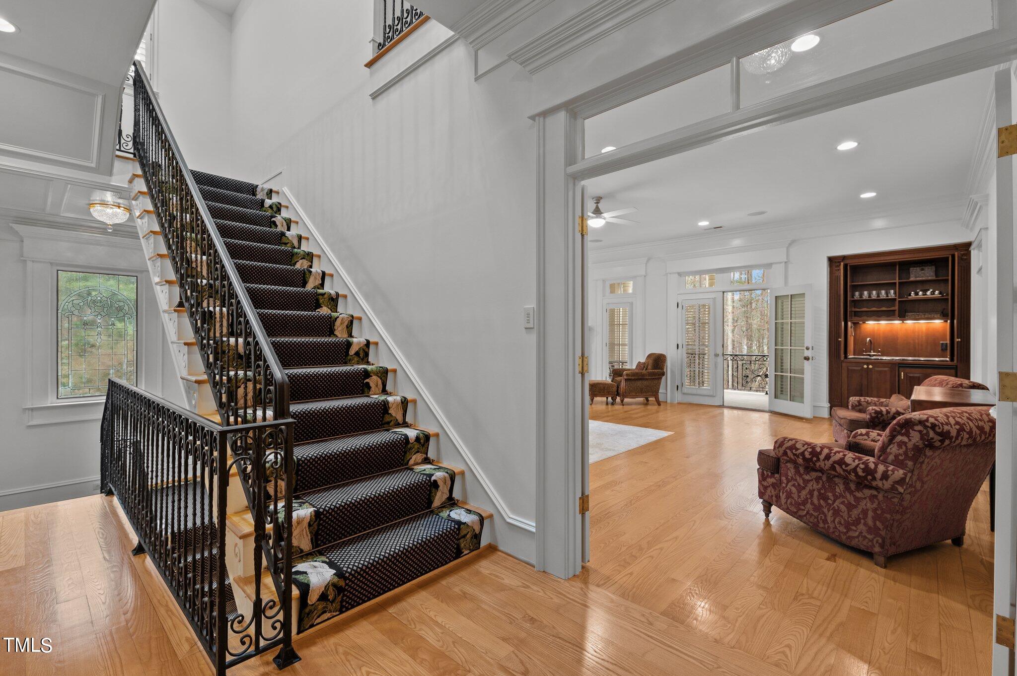 8816 Valentine Ct