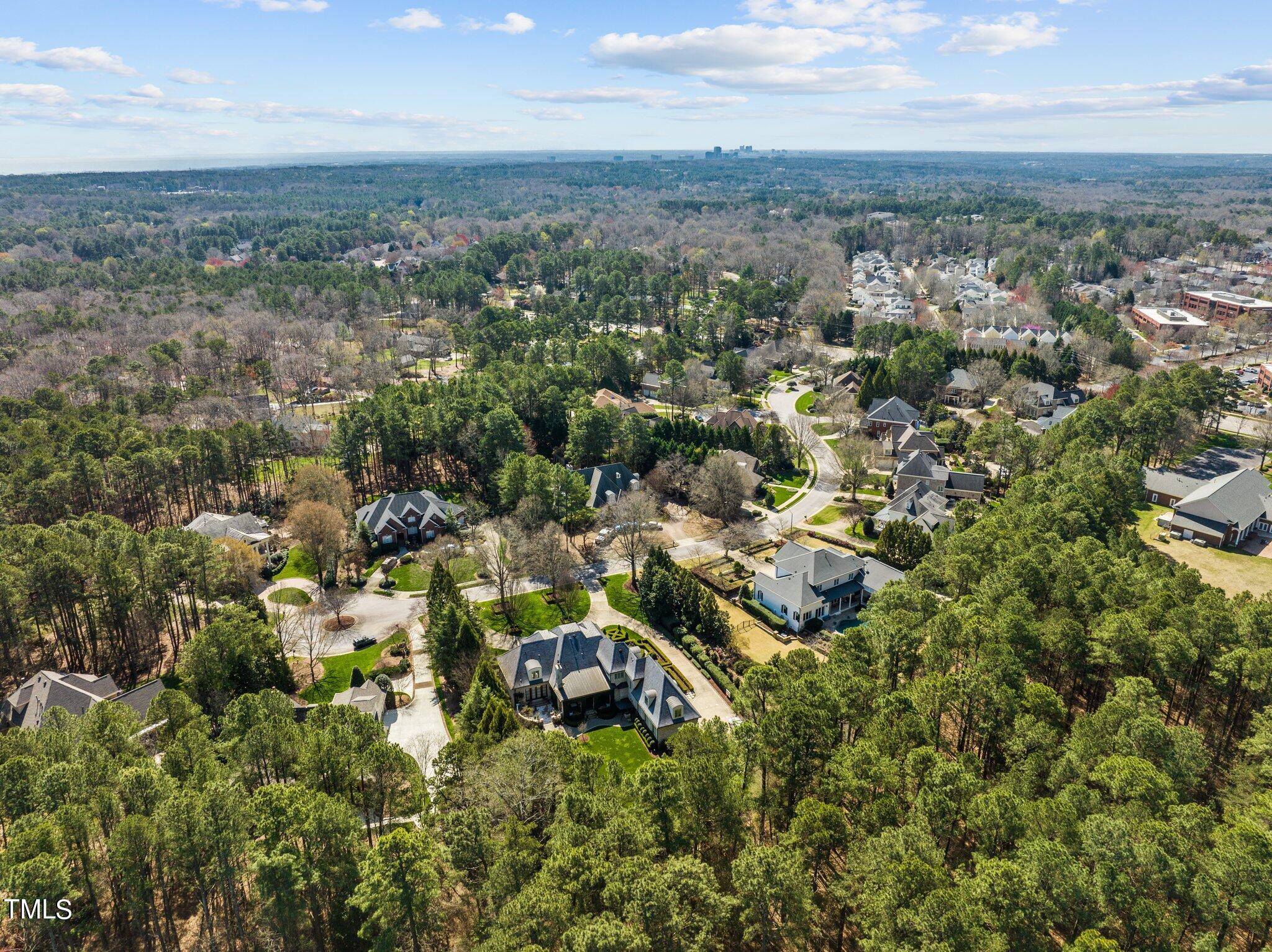8816 Valentine Ct