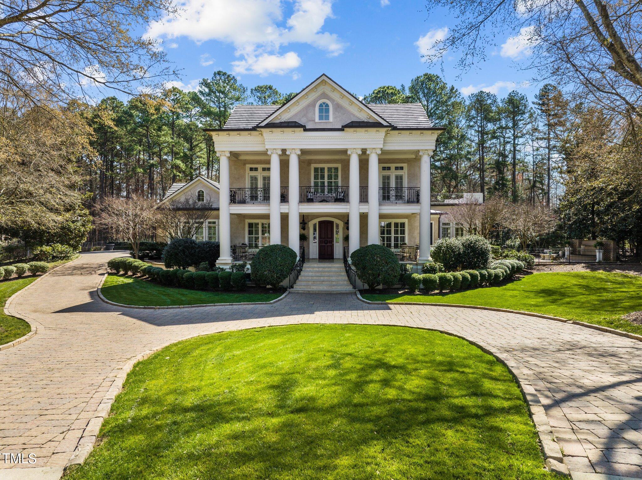 8816 Valentine Ct