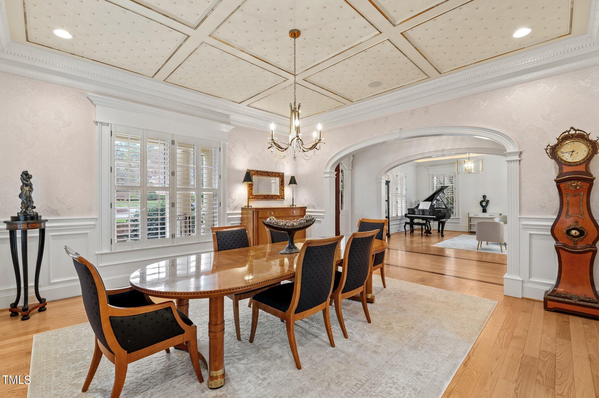 8816 Valentine Ct