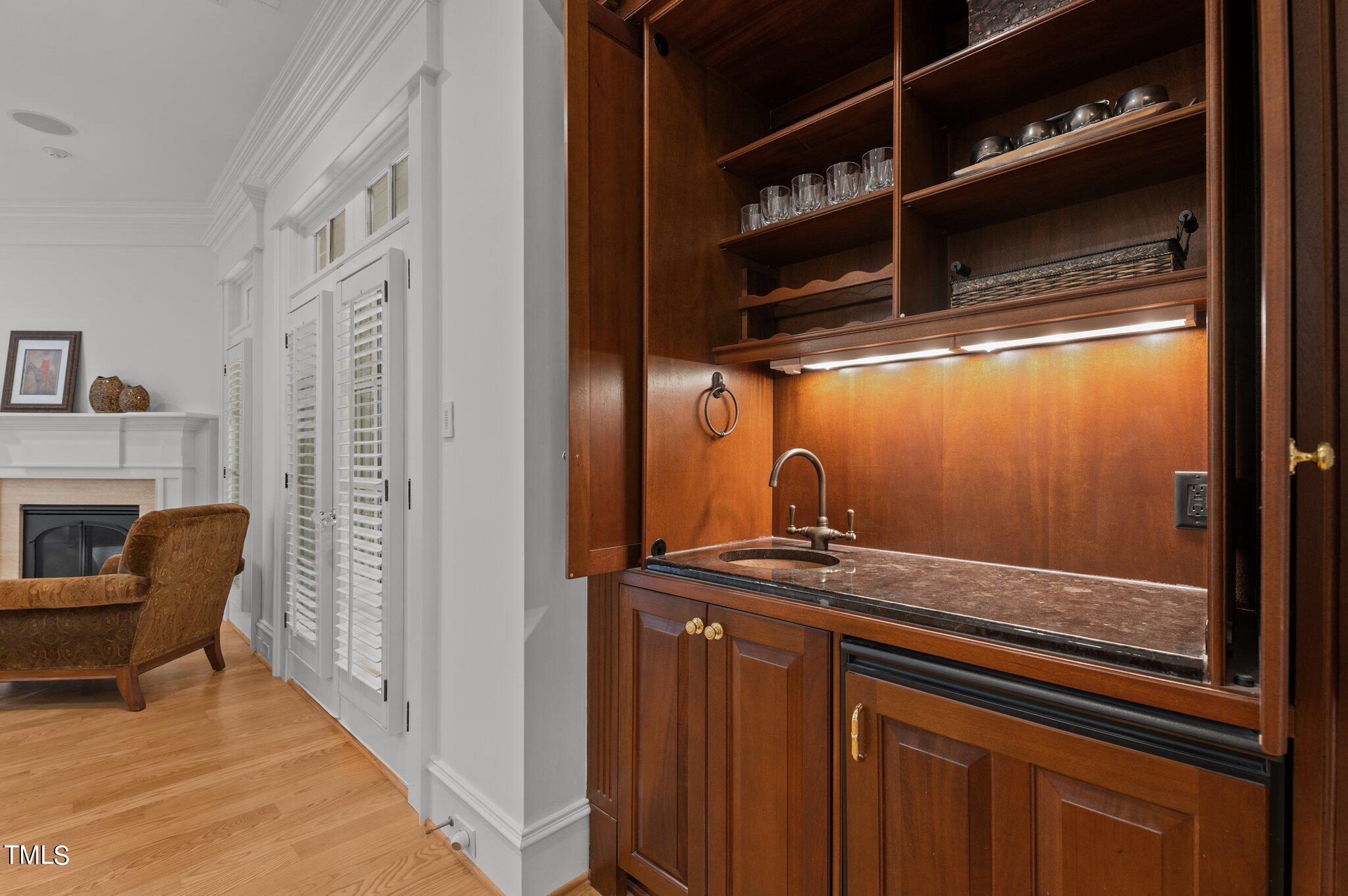 8816 Valentine Ct