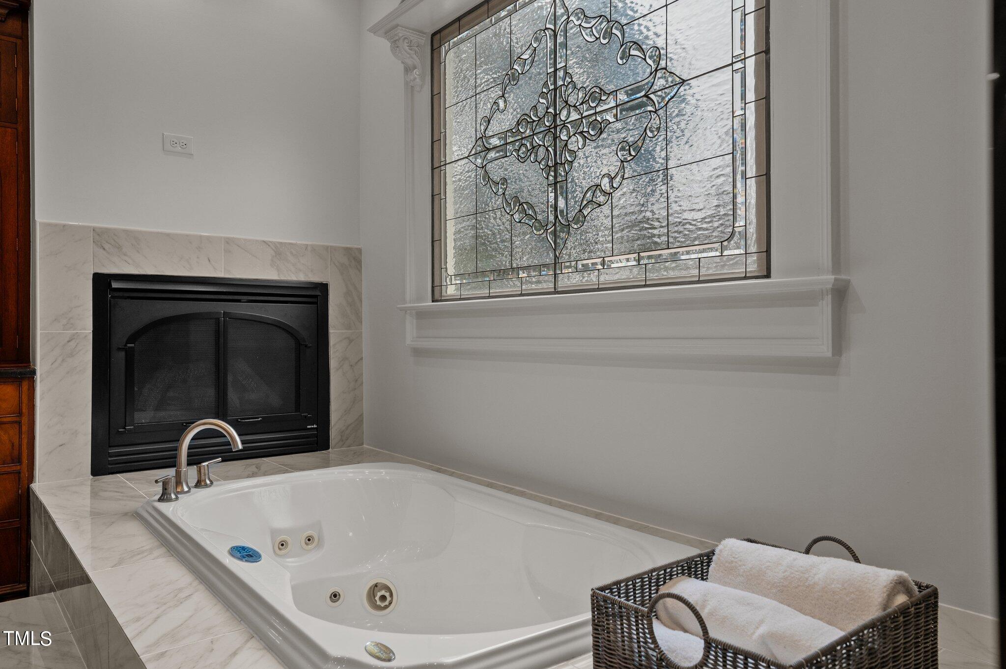 8816 Valentine Ct