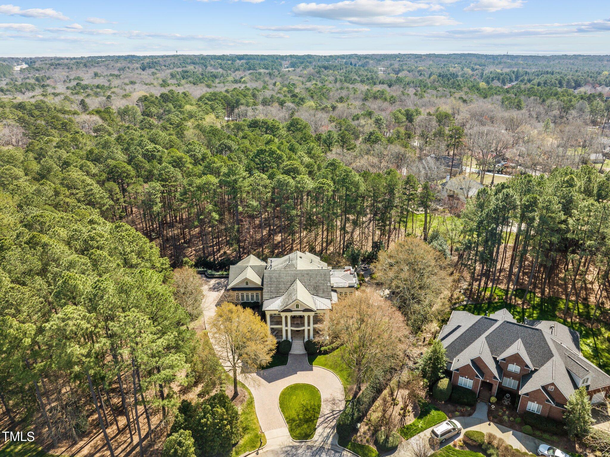8816 Valentine Ct
