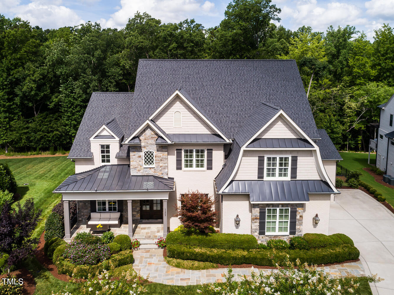 11405 Royal Amber Way