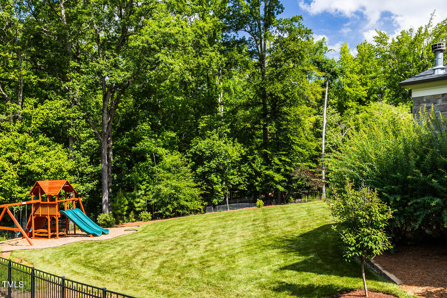 11405 Royal Amber Way