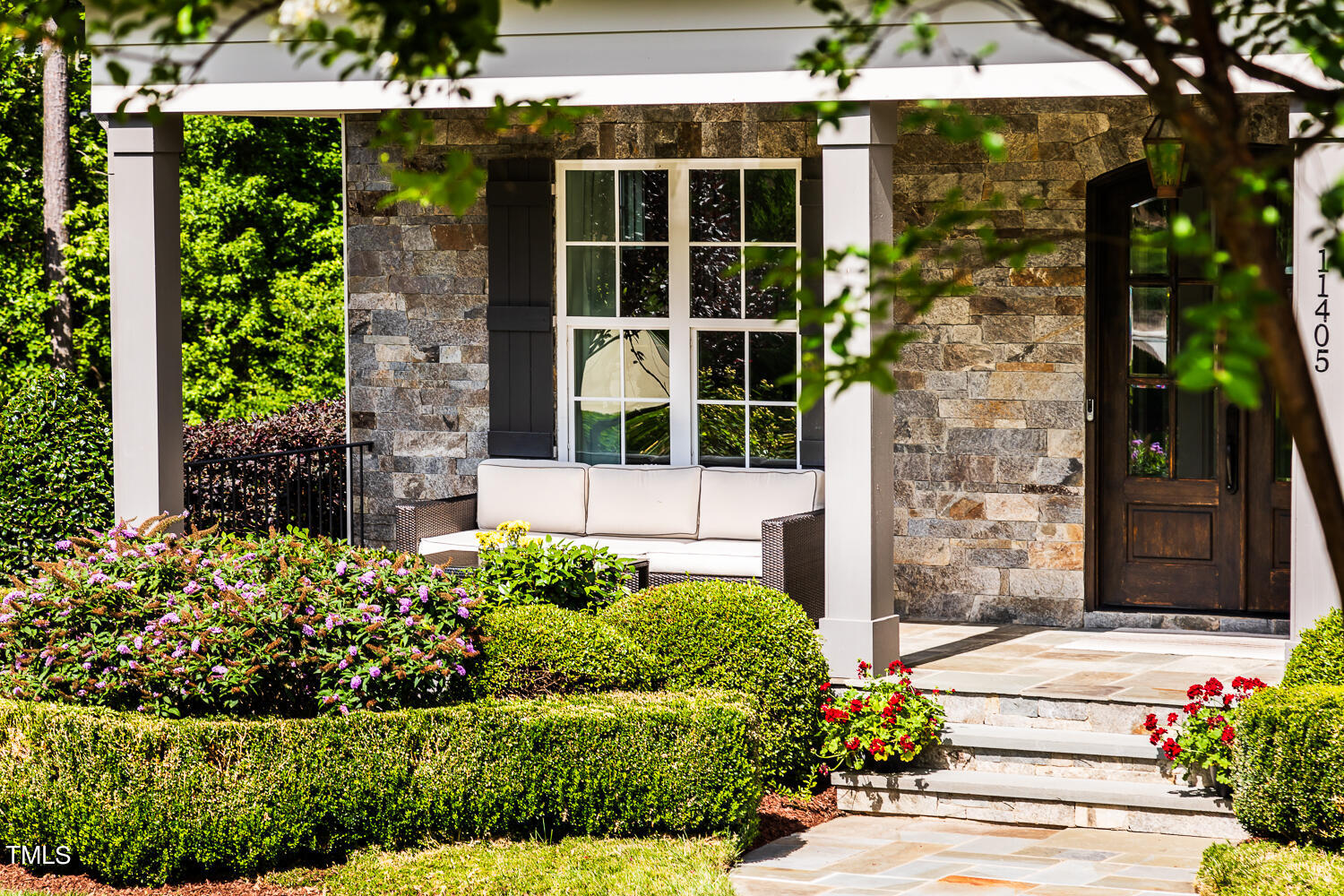 11405 Royal Amber Way