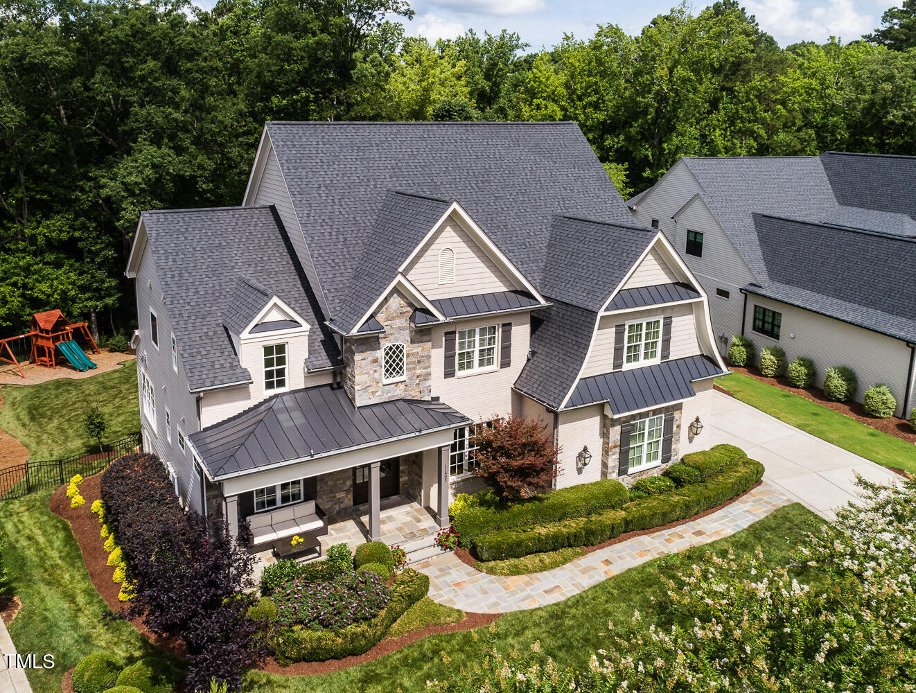 11405 Royal Amber Way