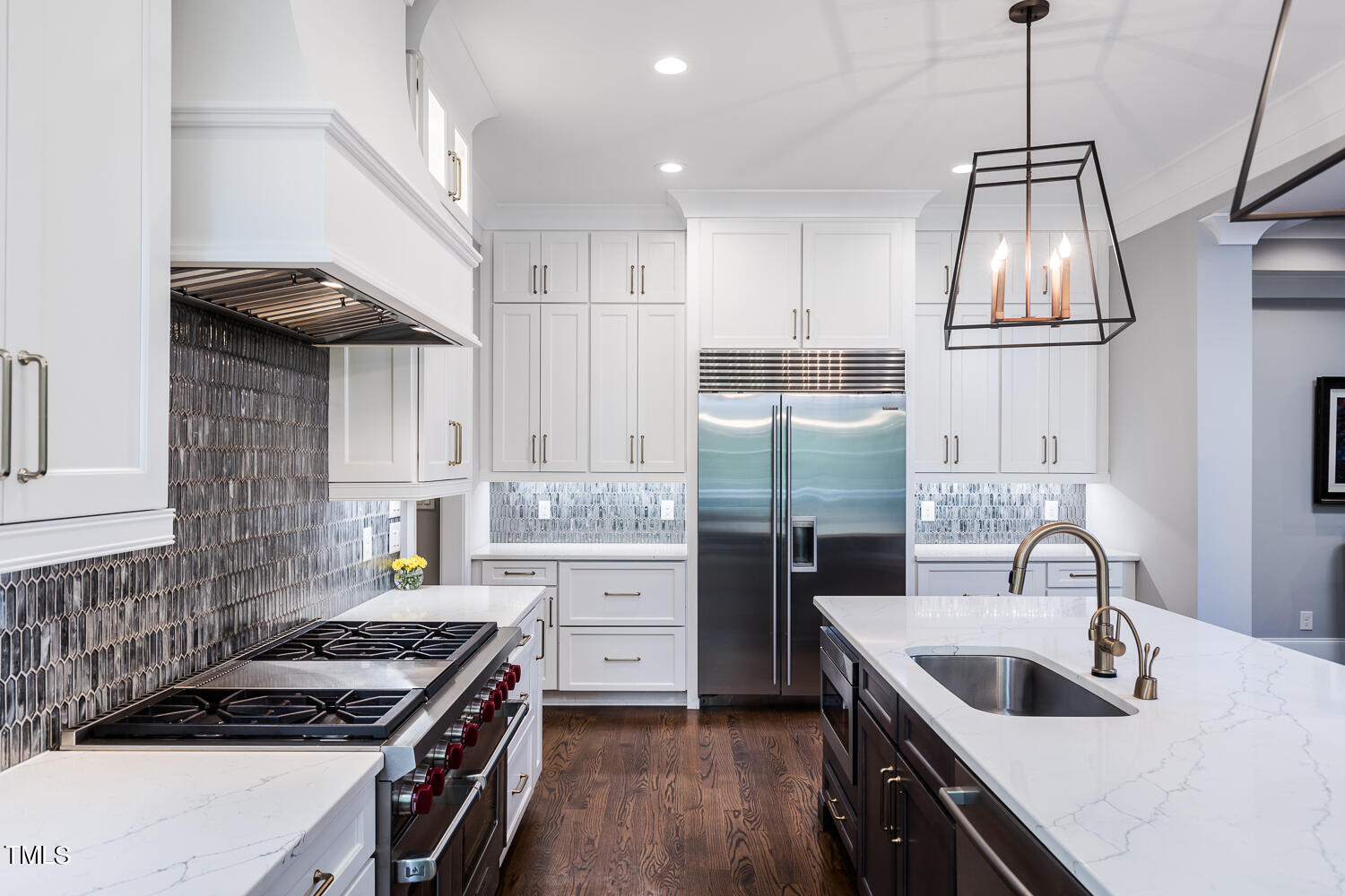 11405 Royal Amber Way