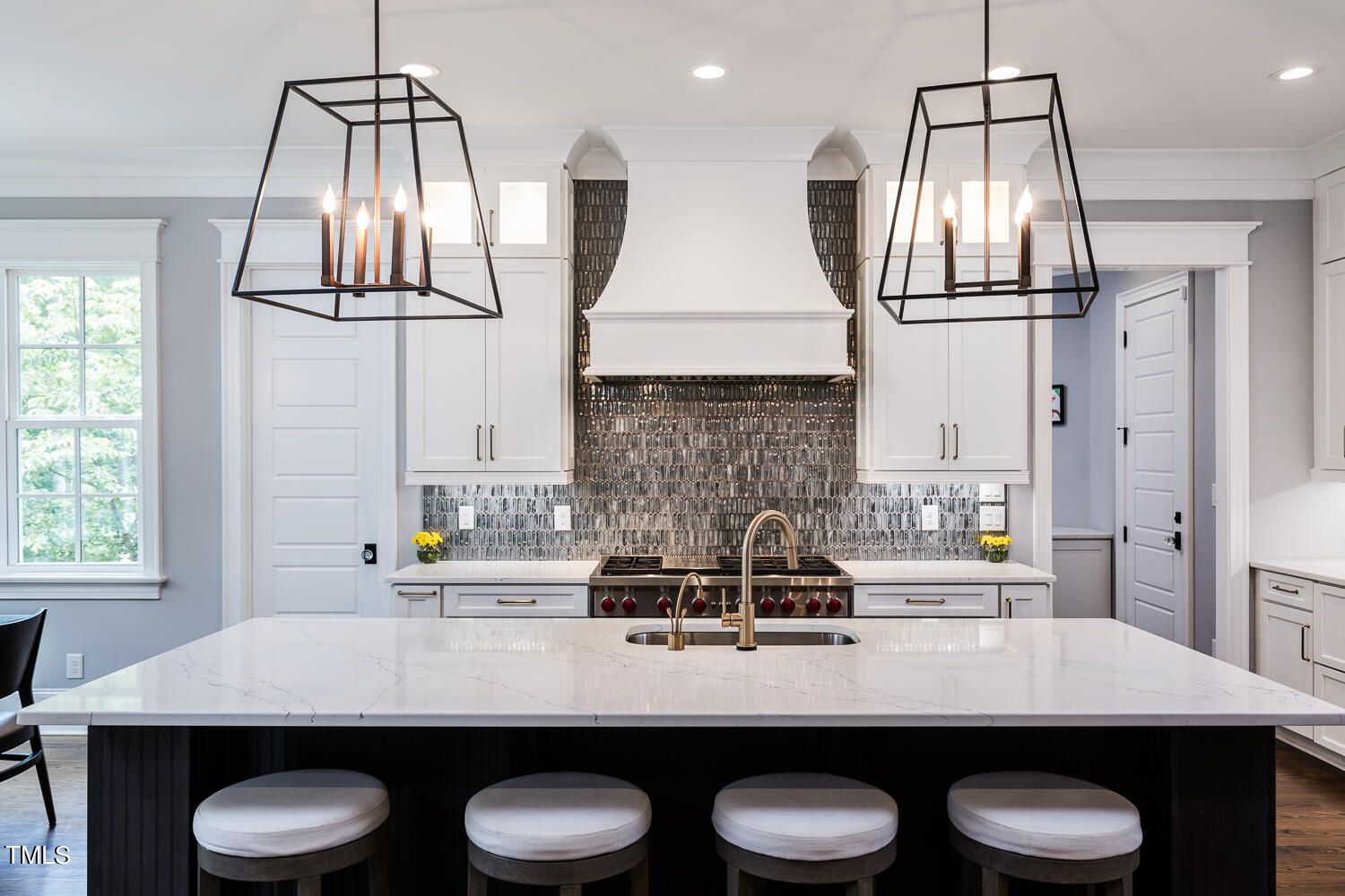 11405 Royal Amber Way