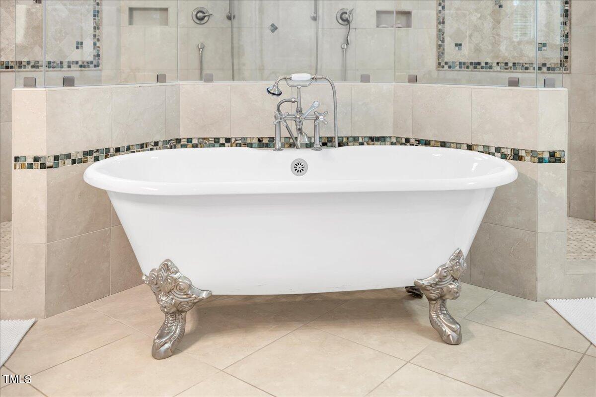 2304 Gresham Lake Road