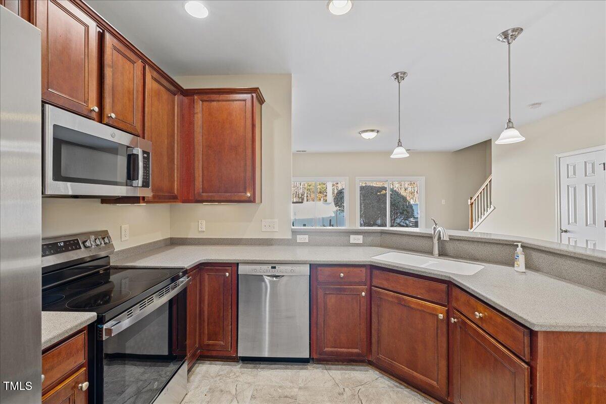 7032 Racine Way