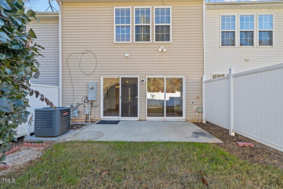7032 Racine Way