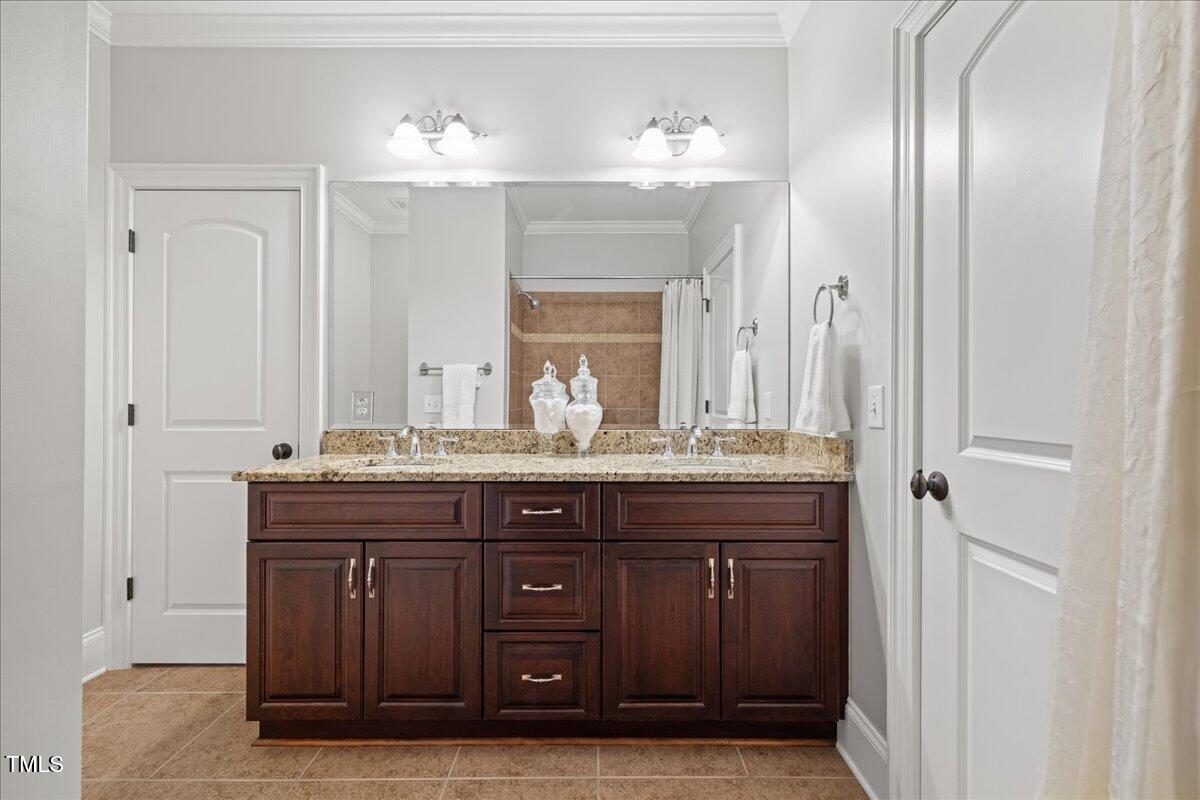 3225 Mossy Ridge Court