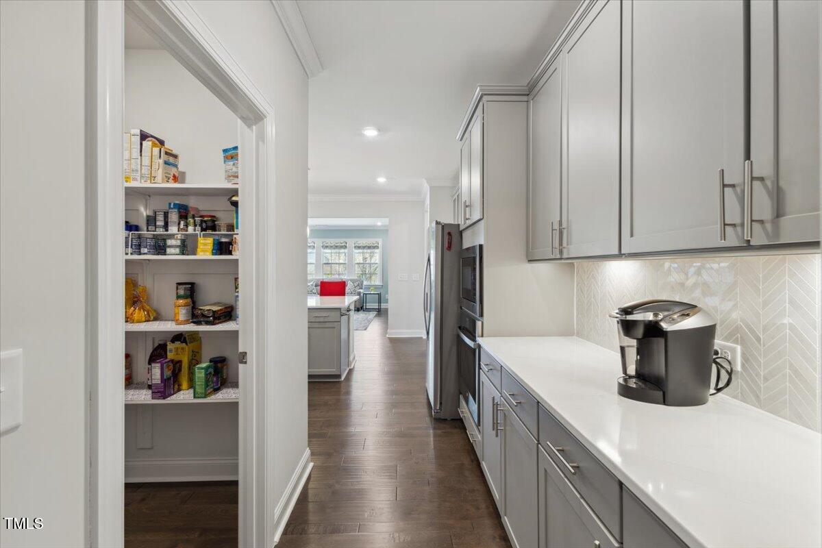 3000 Mavisbank Circle