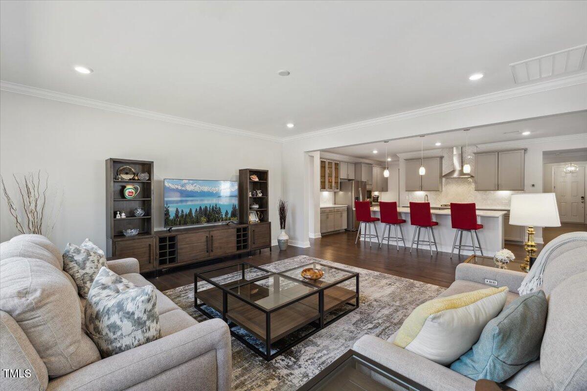 3000 Mavisbank Circle