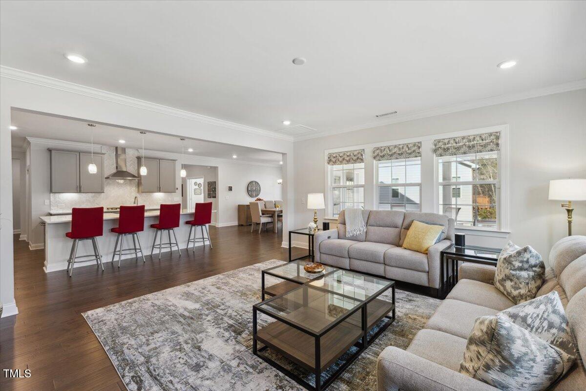 3000 Mavisbank Circle