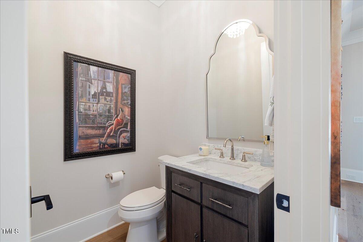 1304 Ivy Lane