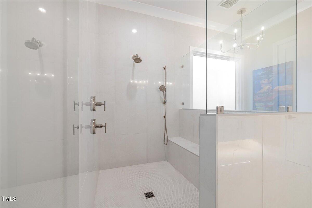 1304 Ivy Lane