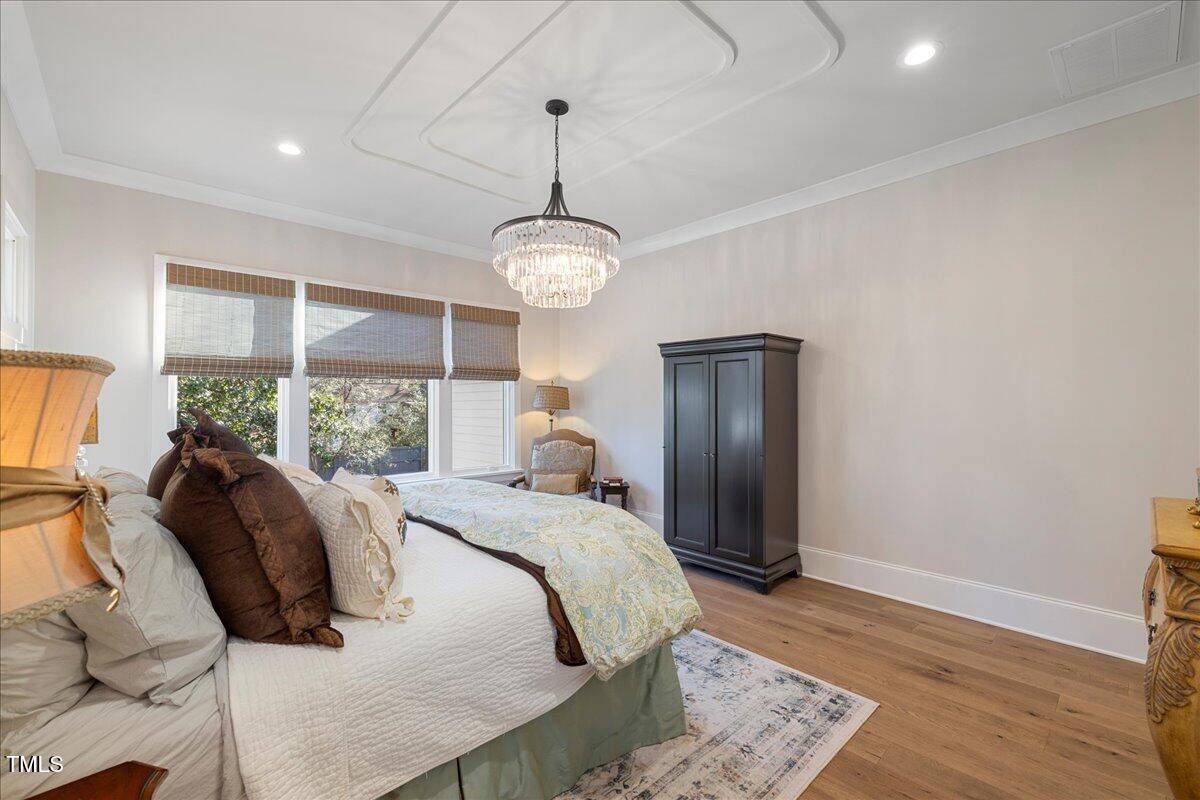 1304 Ivy Lane