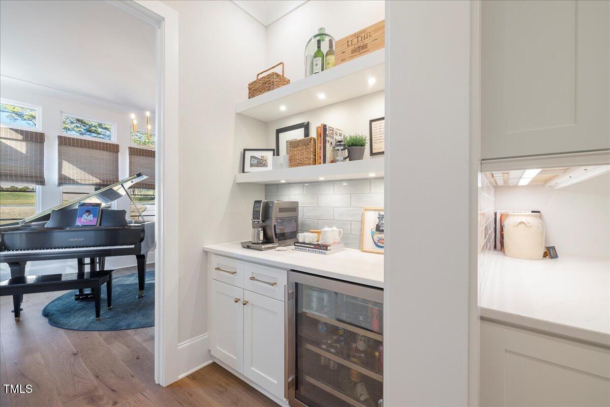 1304 Ivy Lane