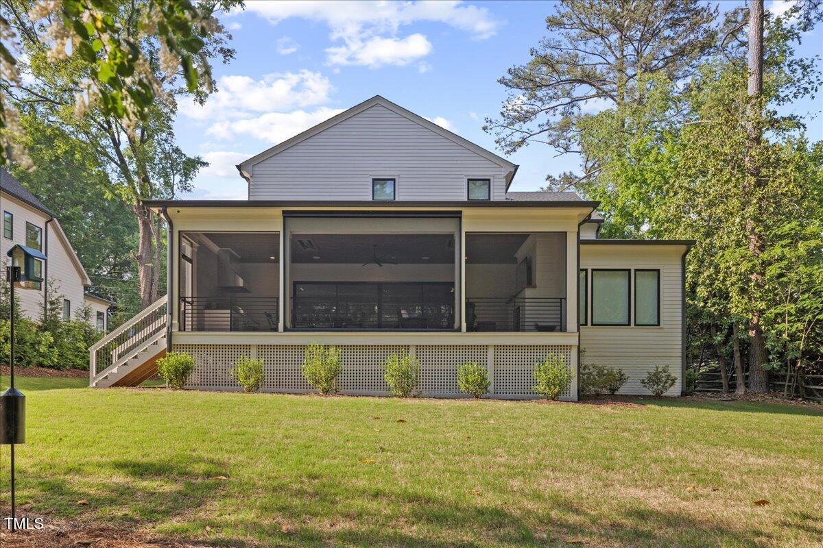 1304 Ivy Lane