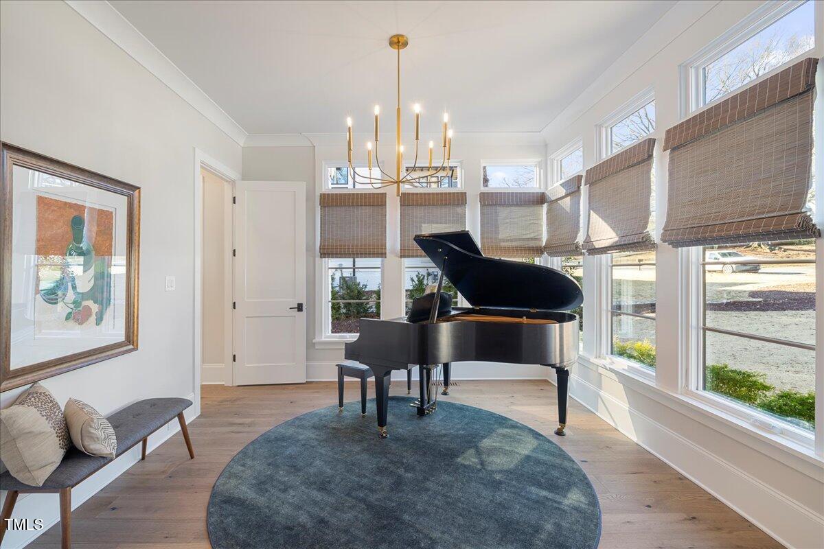 1304 Ivy Lane