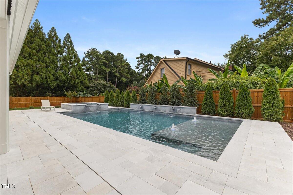 6844 Greystone Drive