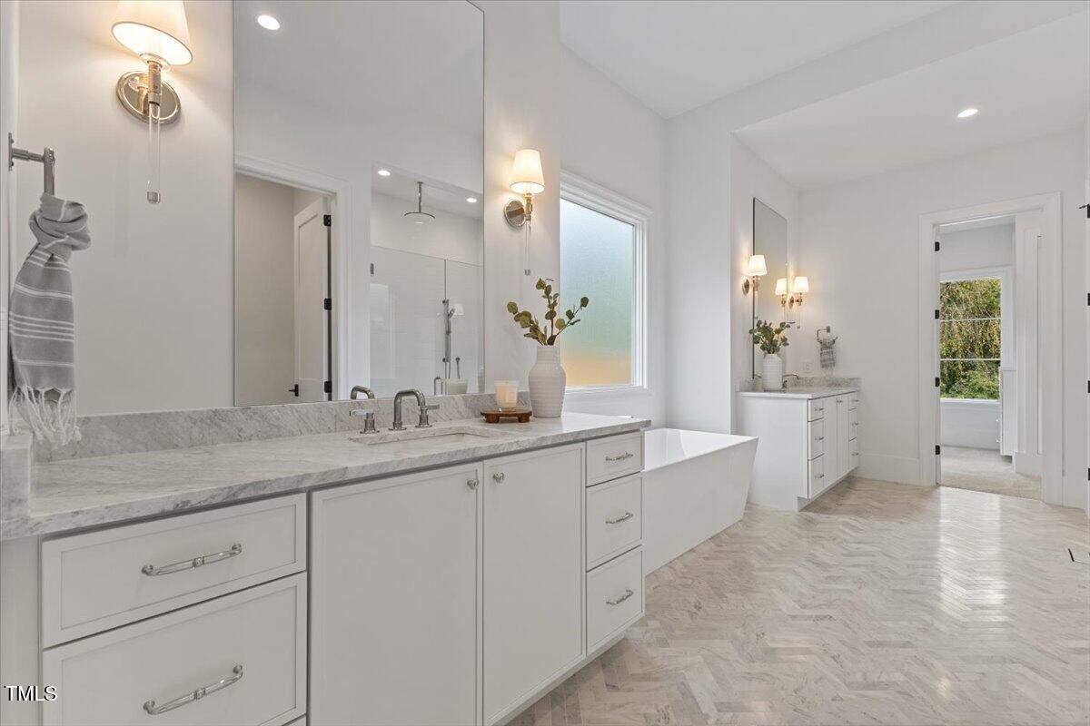 6844 Greystone Drive
