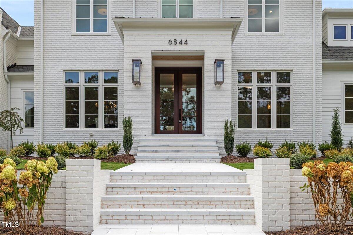 6844 Greystone Drive