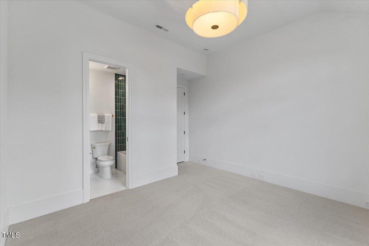 6844 Greystone Drive