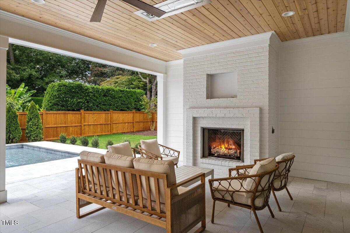 6844 Greystone Drive