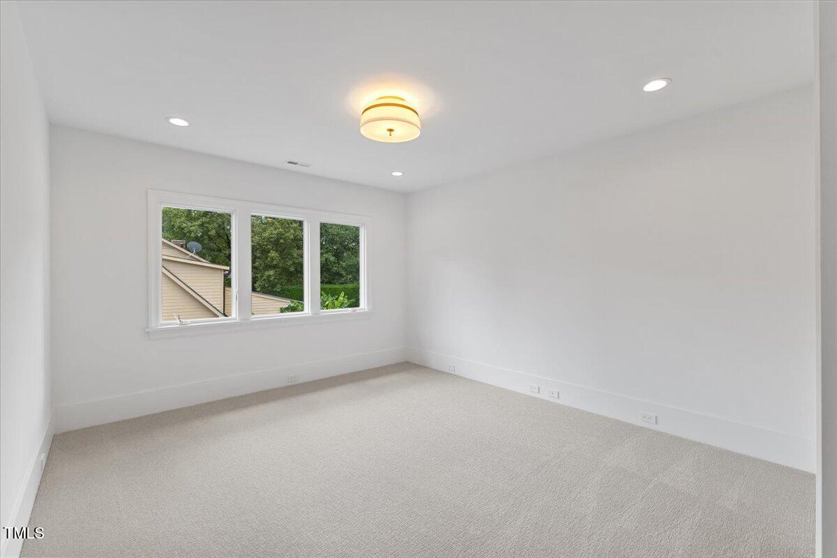 6844 Greystone Drive