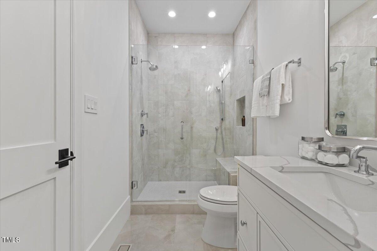 6844 Greystone Drive