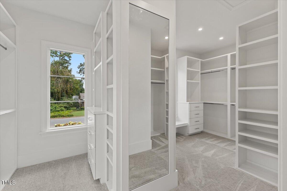 6844 Greystone Drive