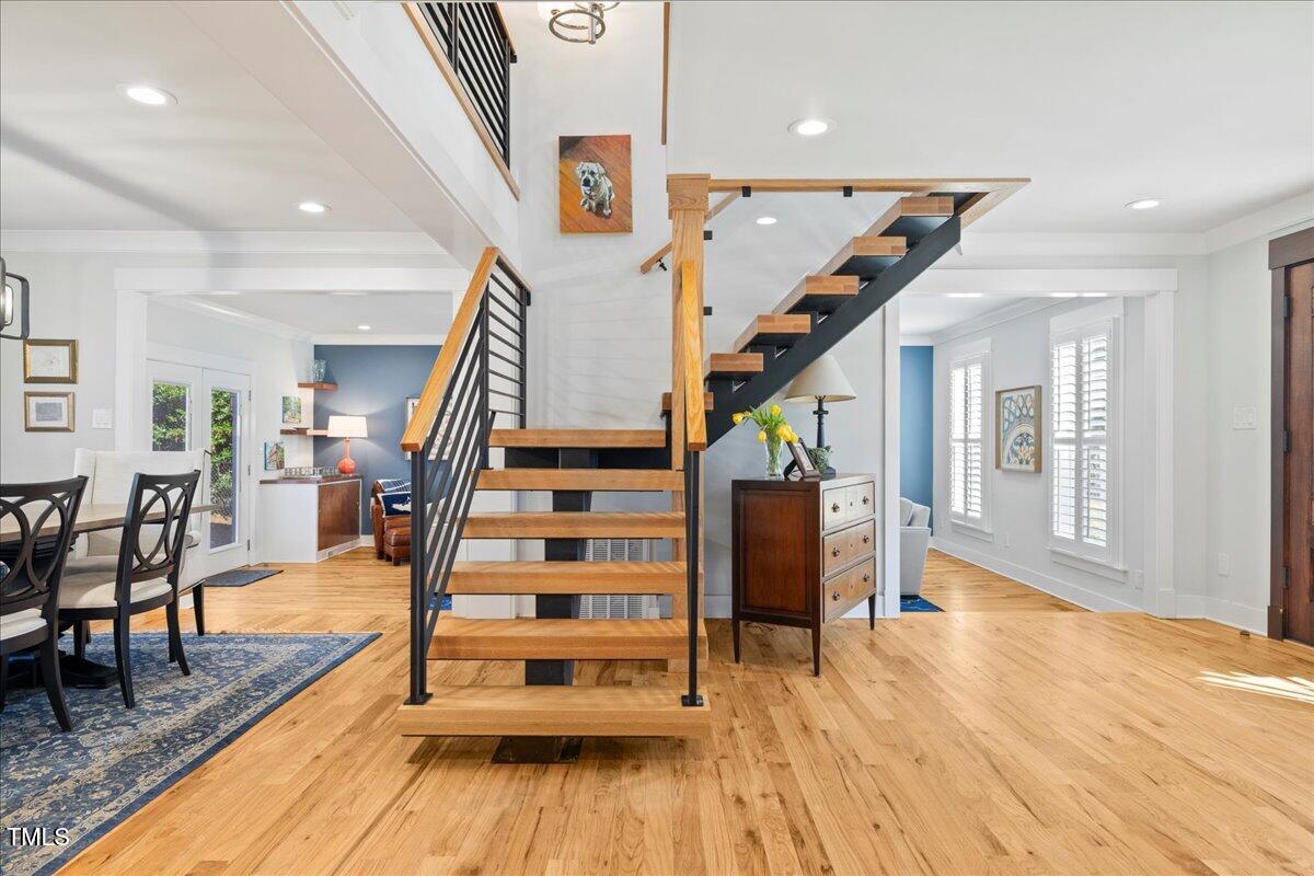 2605 Ridge Road