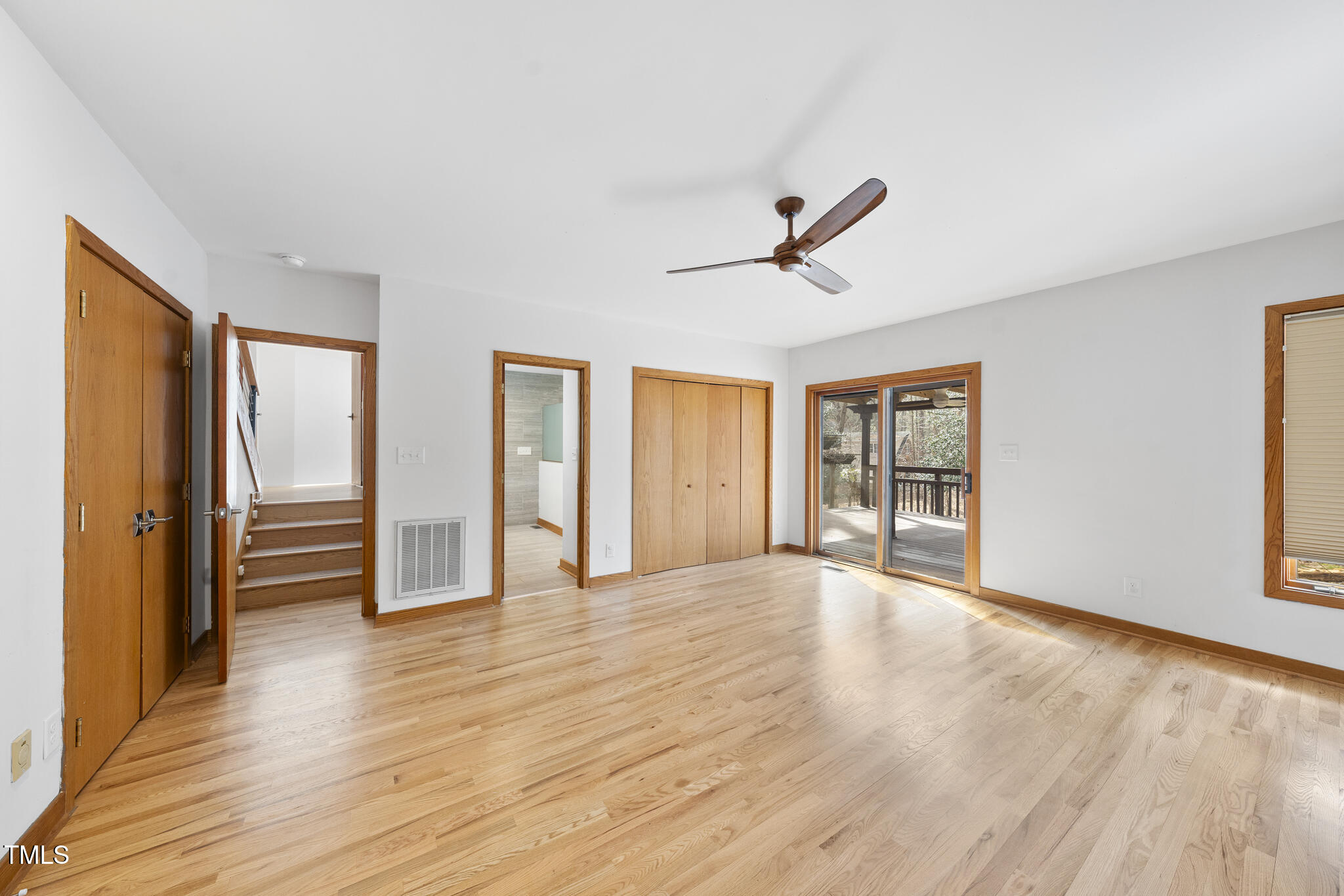 10509 Leslie Drive