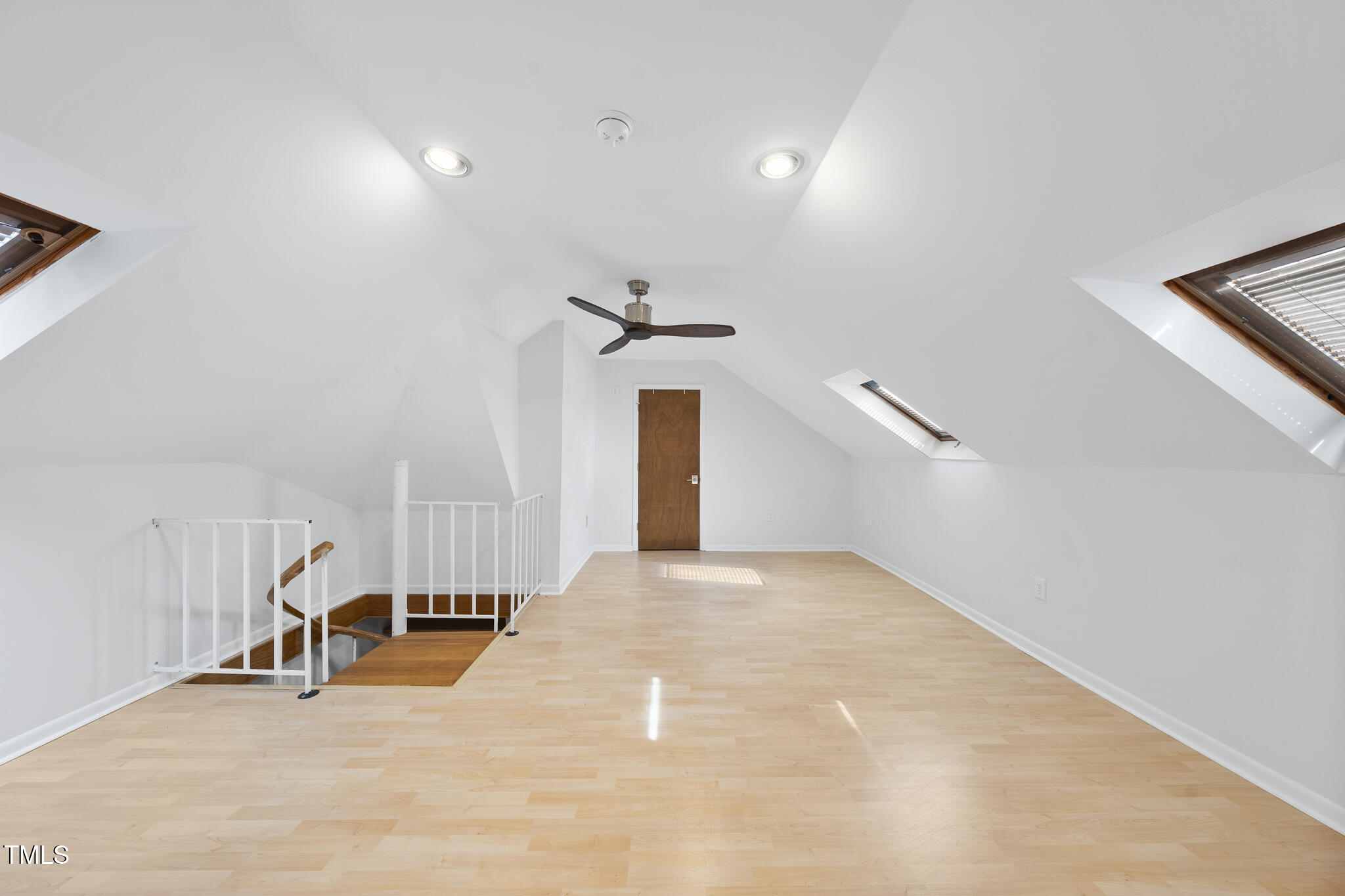 10509 Leslie Drive