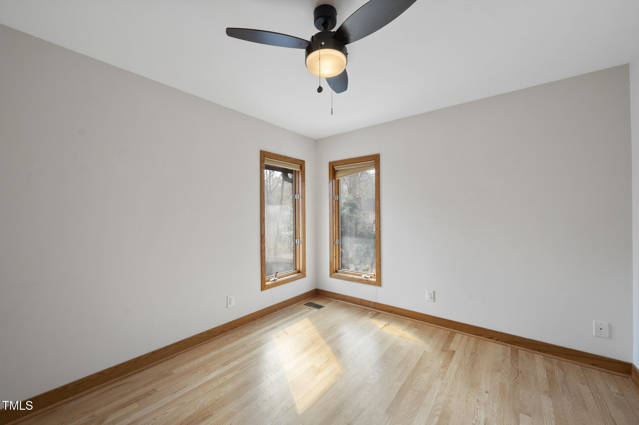 10509 Leslie Drive
