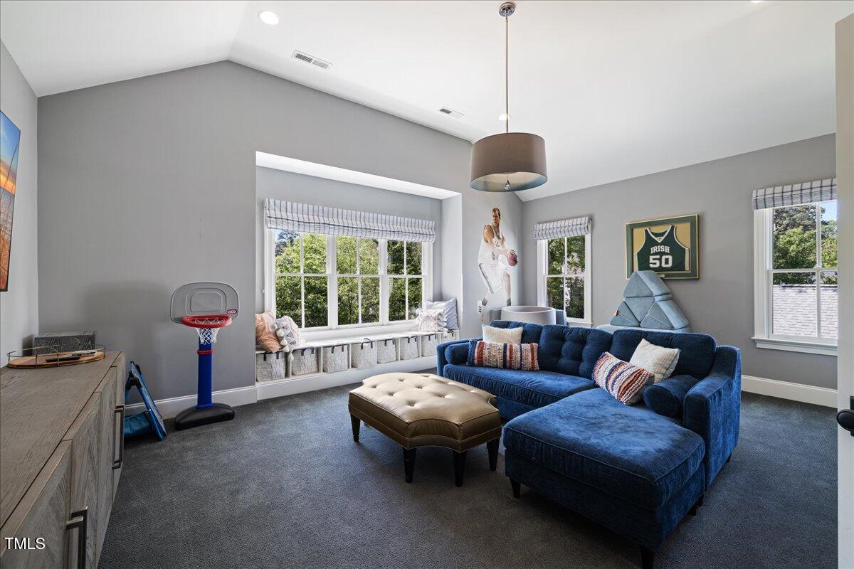3513 Bellevue Road