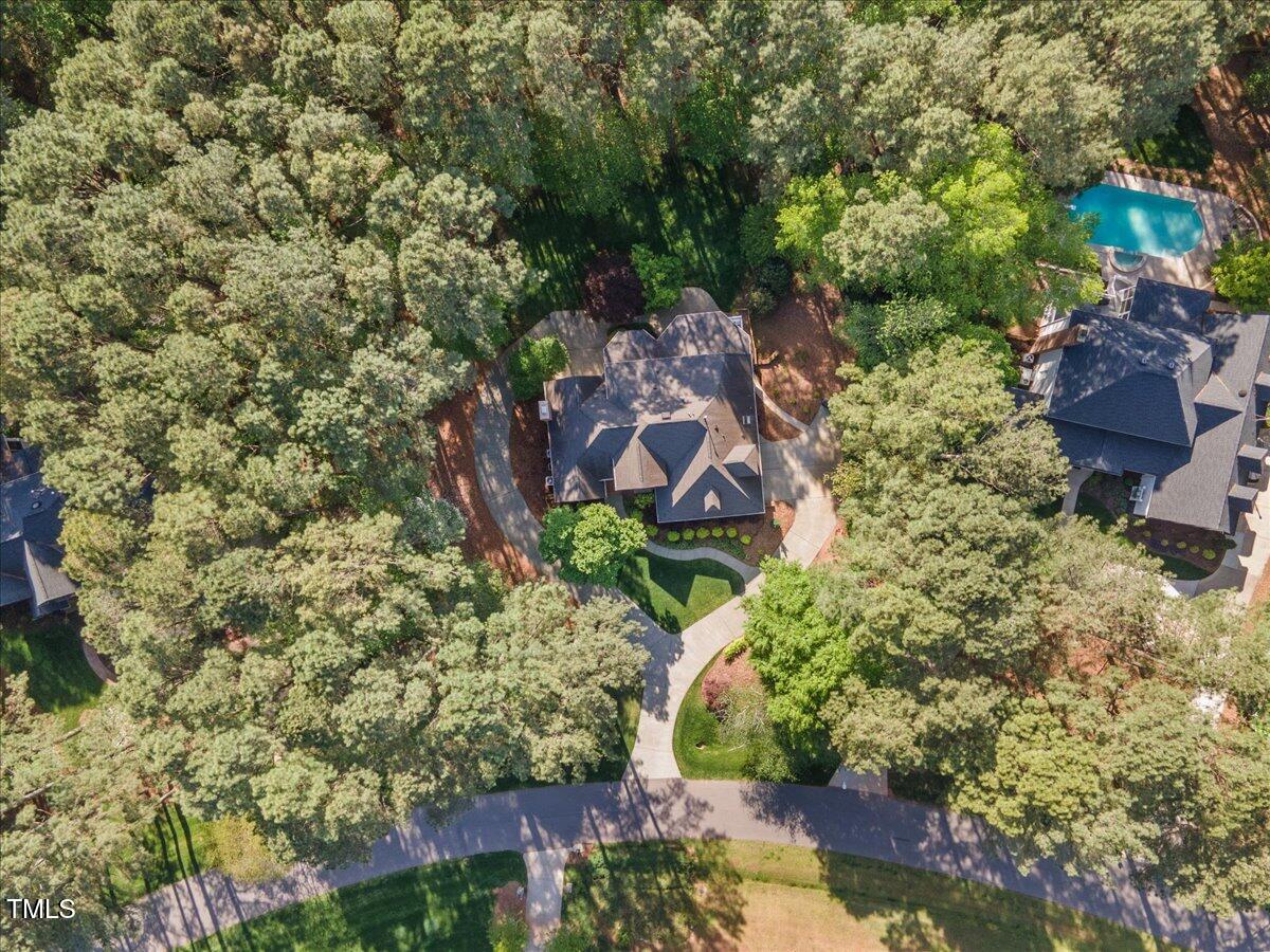 3928 White Chapel Way