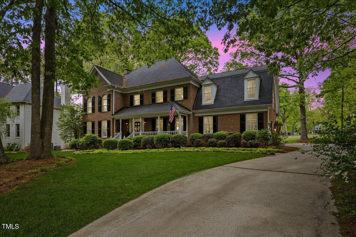 7709 Oakmont Place