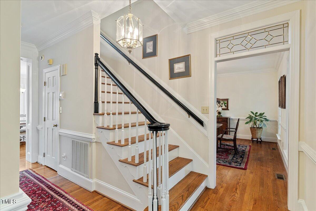 7709 Oakmont Place