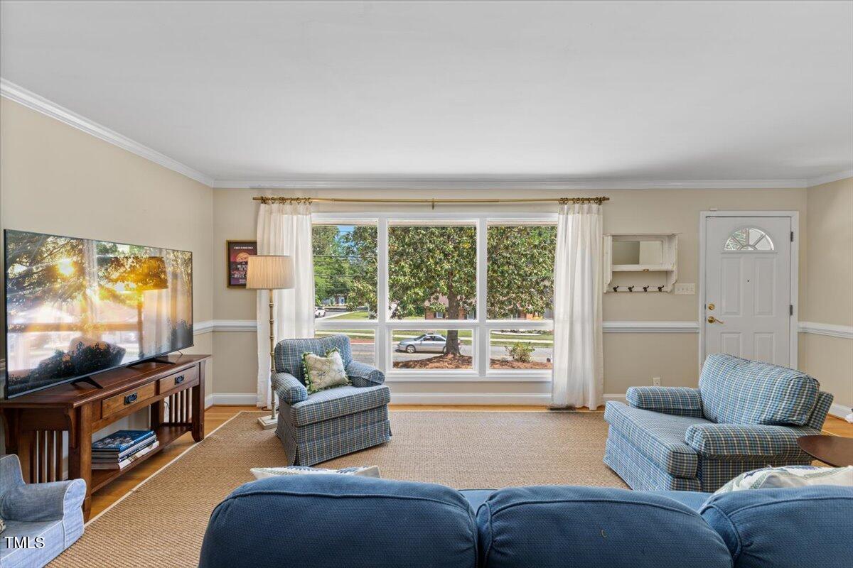 3425 Brentwood Road
