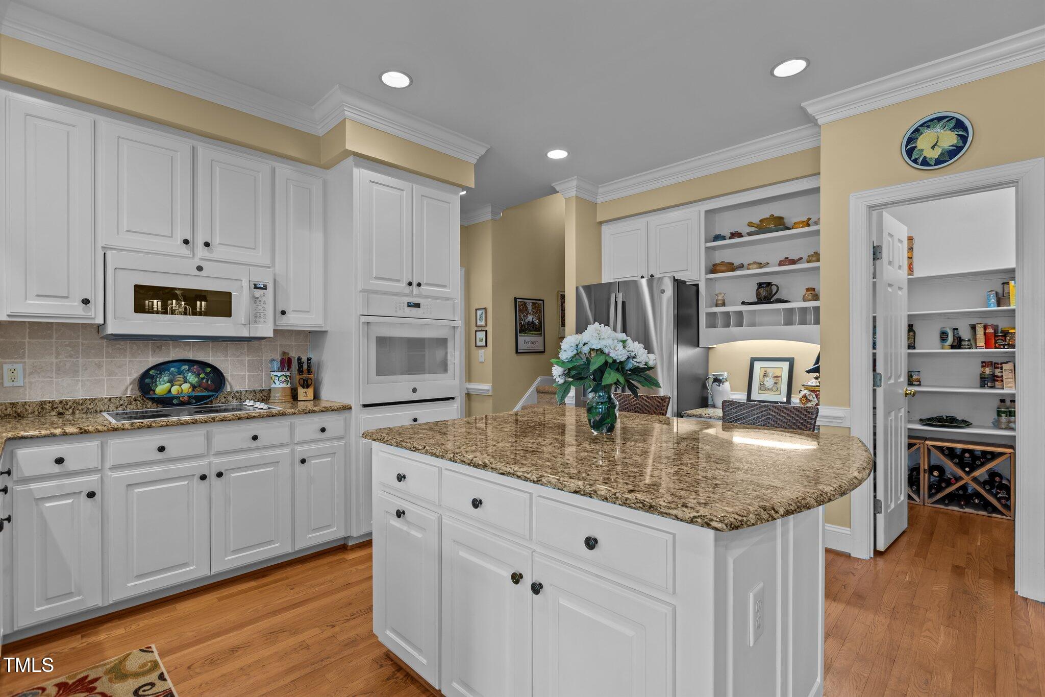 1009 Bearglades Lane