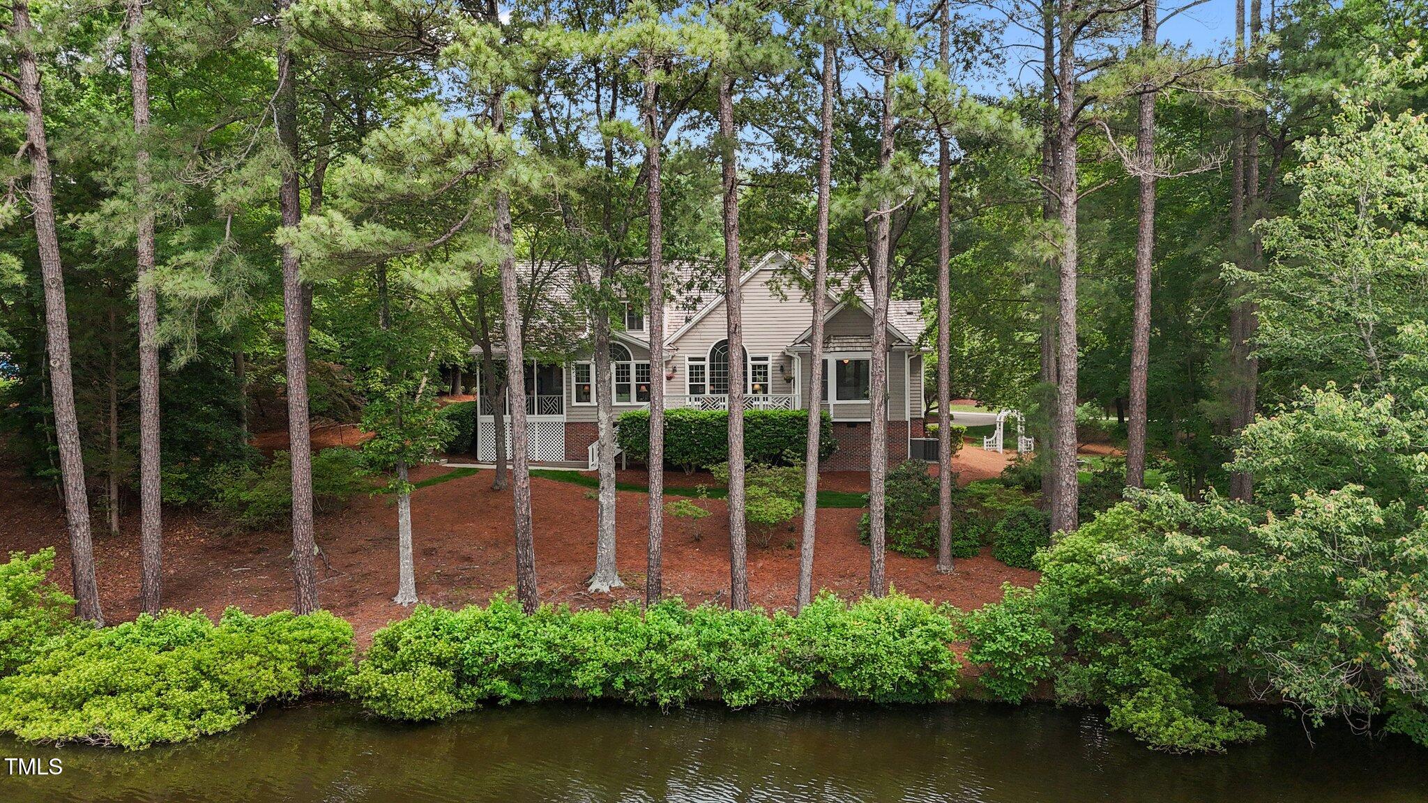 1009 Bearglades Lane