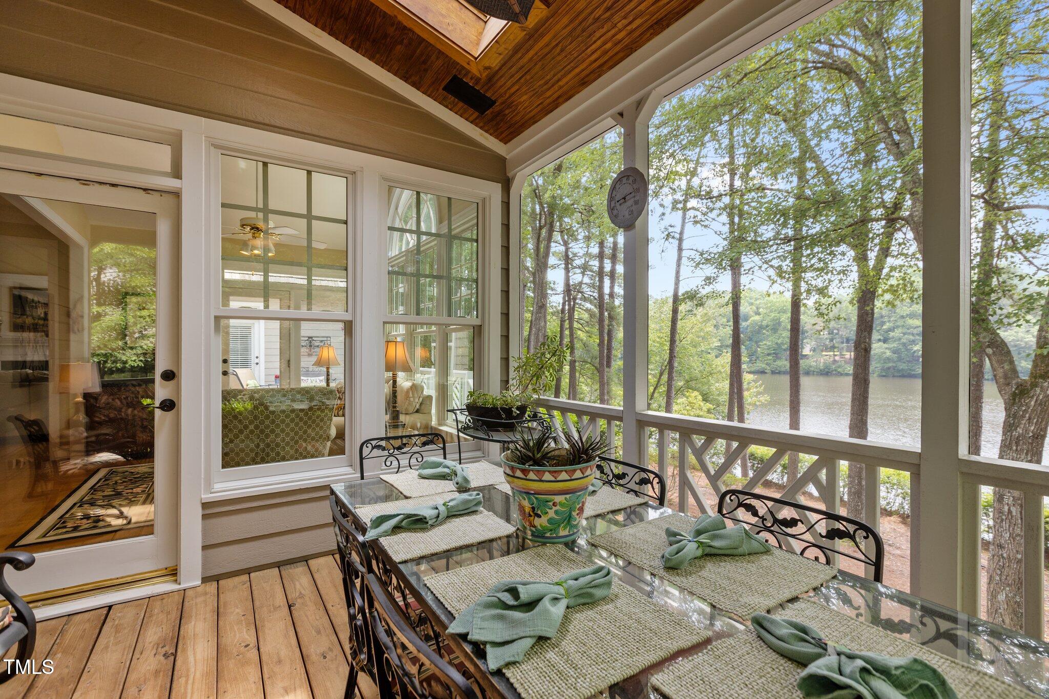 1009 Bearglades Lane