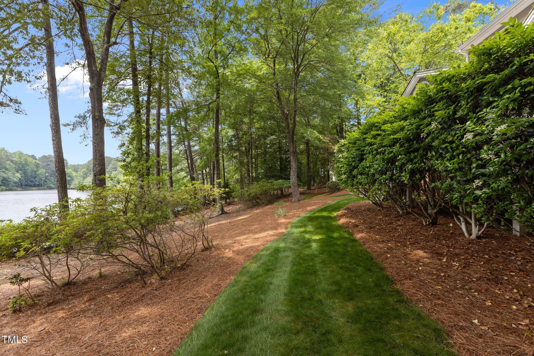 1009 Bearglades Lane