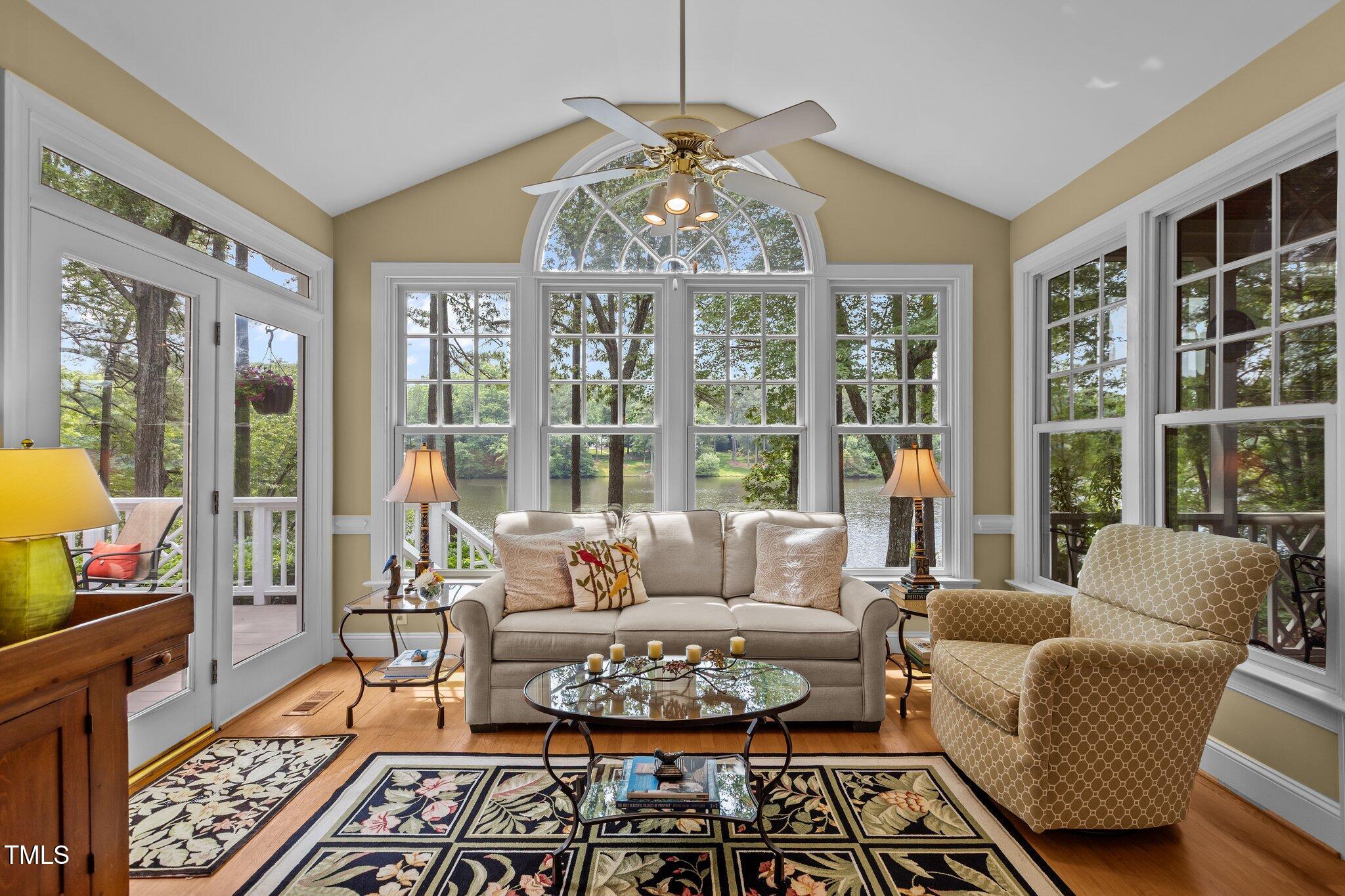 1009 Bearglades Lane