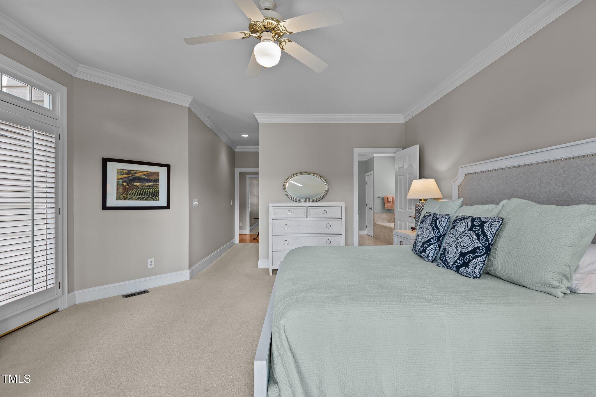 1009 Bearglades Lane