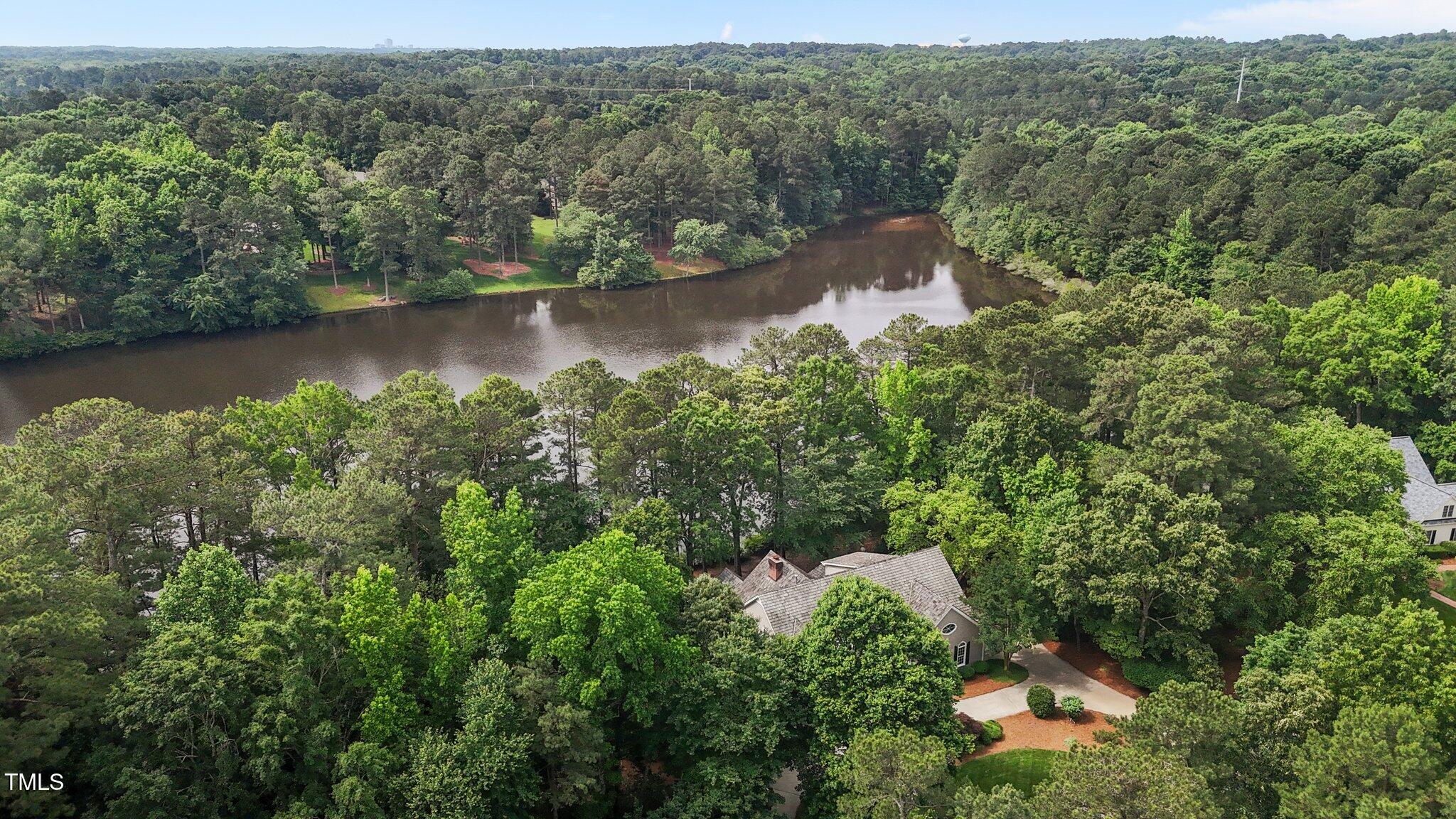 1009 Bearglades Lane